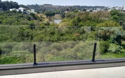 Instalação e Manutenção de Guarda Corpo em Inox em Lindóia – SP