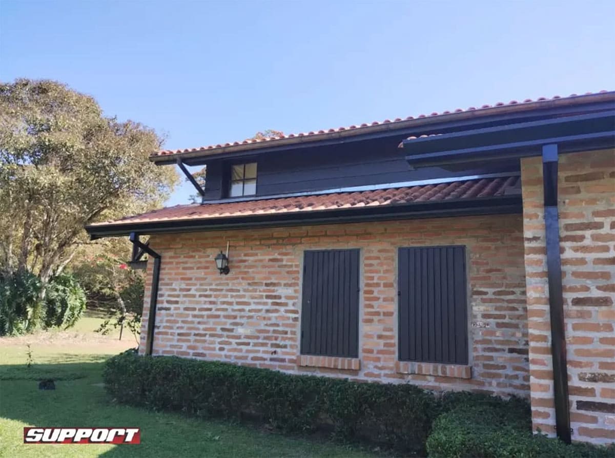 Instalação e Manutenção de Calhas em Pedreira - SP