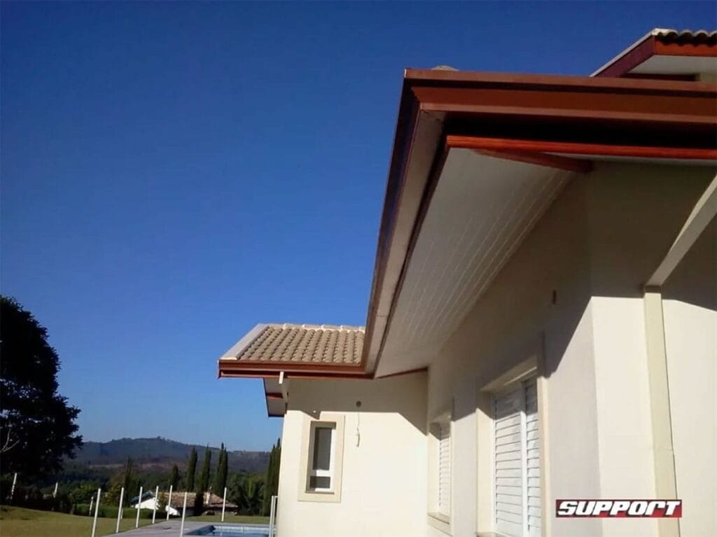 Dicas sobre calhas e rufos