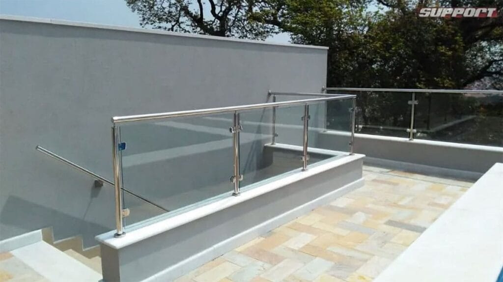 Instalação e Manutenção de Corrimão em Inox em Socorro - SP
